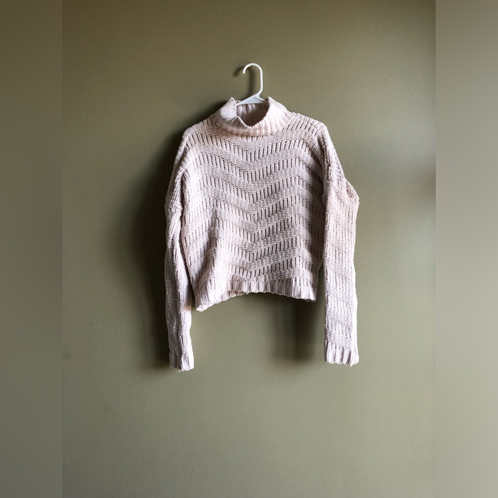 NWT Moon&Madison Women Light Pink turtleneck Cozy Sweater Size Medium